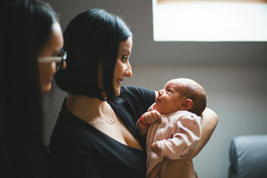 Babysignale erkennen, ohne sich unter Druck zu setzen