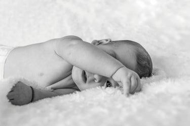 Wie erkenne ich Druck vor dem Ausscheiden beim Baby?